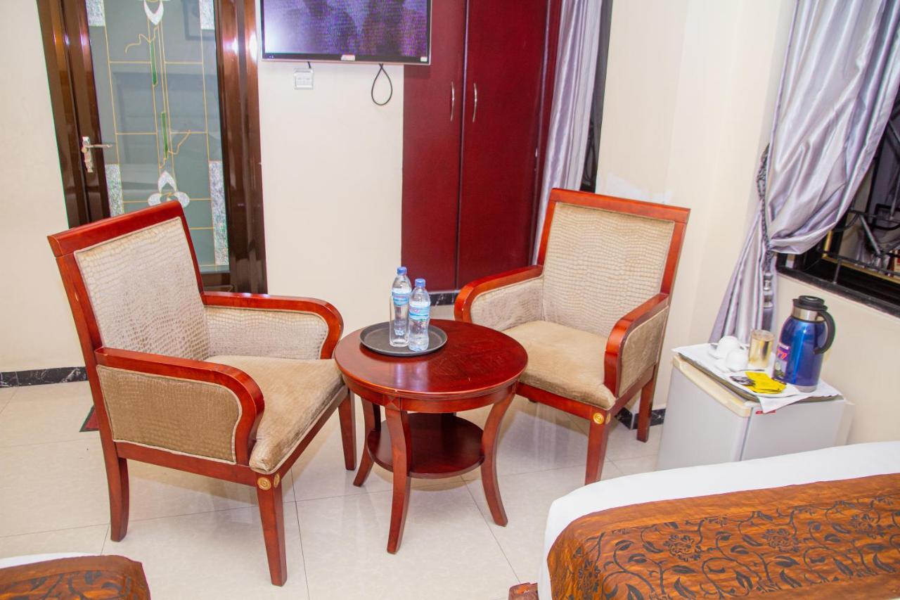 Star City Hotel Dar es Salaam Exteriör bild