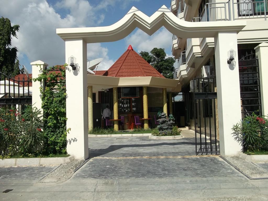 Star City Hotel Dar es Salaam Exteriör bild