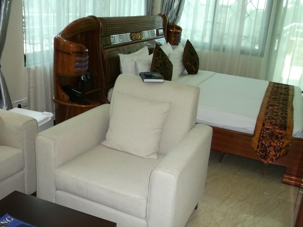 Star City Hotel Dar es Salaam Rum bild
