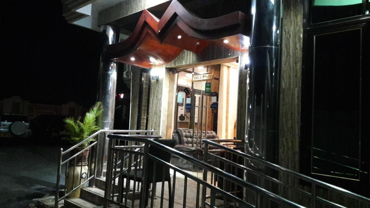 Star City Hotel Dar es Salaam Exteriör bild